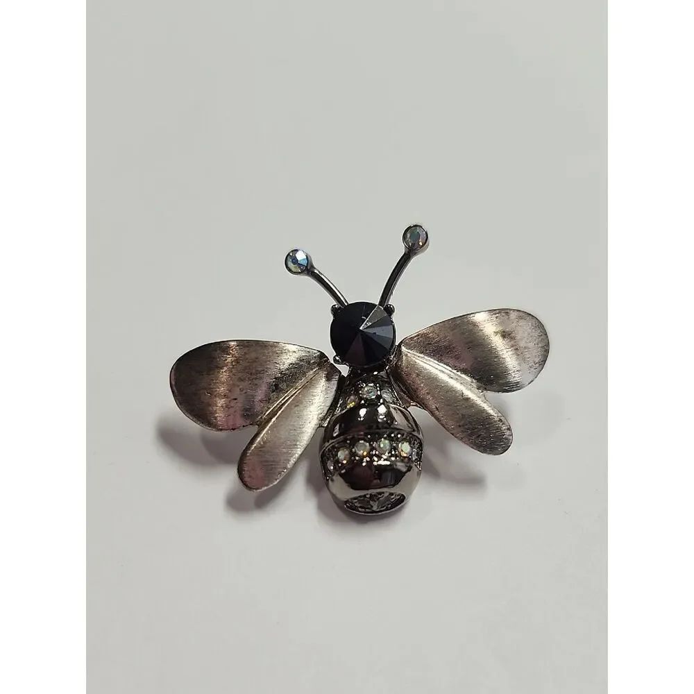 Rhinestone Bee Brooch in Gunmetal